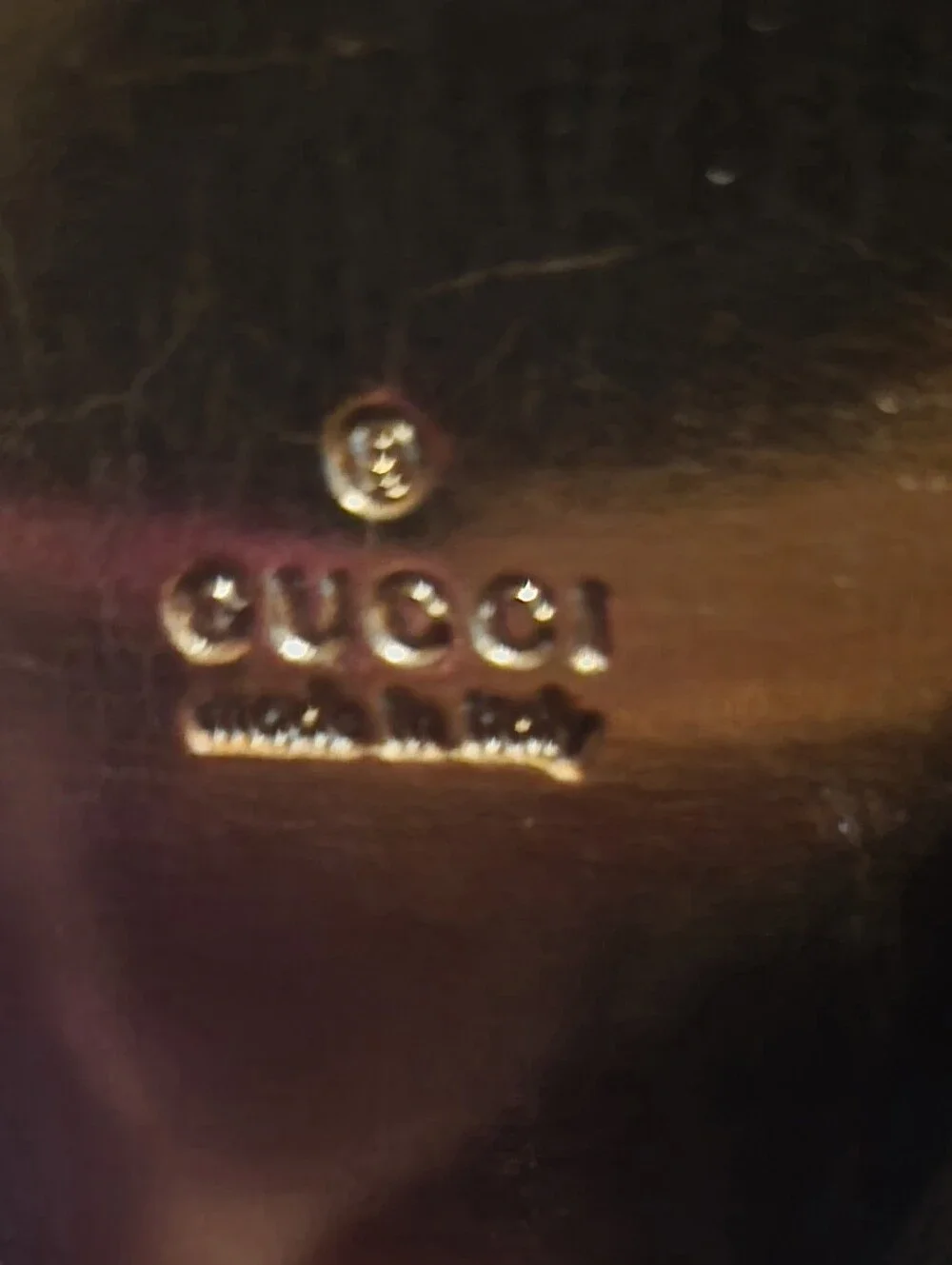 Gucci this metallic